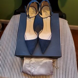 GIUSEPPE ZANOTTI Navy Suede Pumps (Lucrezia 90)